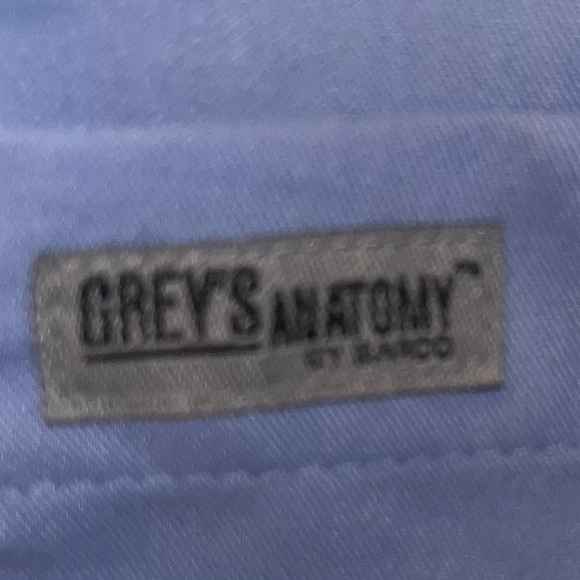Grays Anatomy Women's Sky Blue V-Neck Short Sleeve Top/1102 - Picture 3 of 4